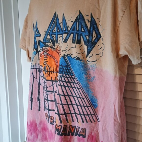 Vintage Style Def Leppard Tie Dye Orange Dye T Shirt Pyromania 2021 Bludgeon S/M - Picture 2 of 6
